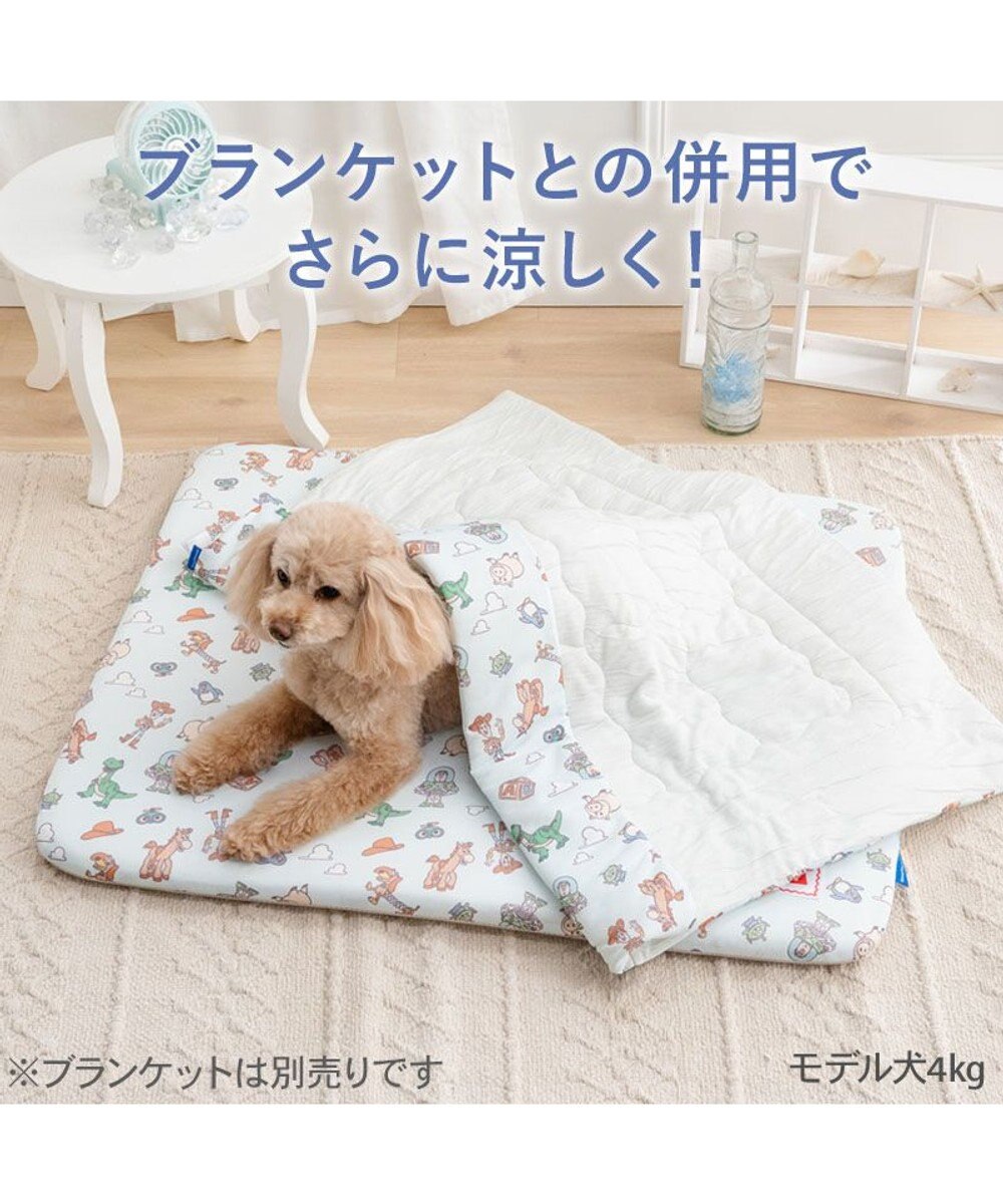 PET PARADISE ディズニー トイ・ストーリー もちっと クール マット Ｍ  《総柄》 