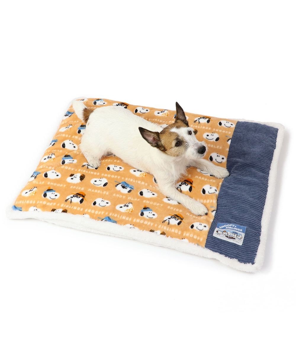 PET PARADISE スヌーピー 遠赤外線 ボアマット 《ブラザー柄 》四角型  (80×60cm) 