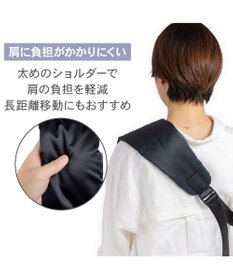 PET PARADISE ディズニー ミッキーマウス 白黒 スリングバッグ Ｍ