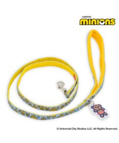 PET PARADISE ミニオン チャーム付き リード ＳＭ 中型犬