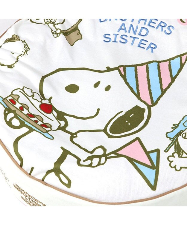 PET PARADISE 【限定250個】スヌーピー 限定 バースデー クッション 白~オフホワイト