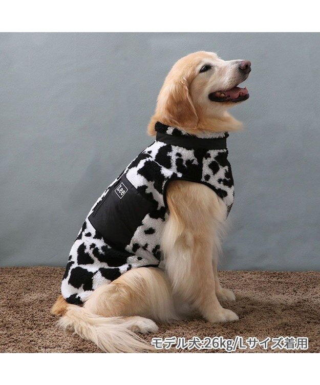 PET PARADISE Lee 背開き ボア ベスト 牛柄  《ブラック》 中型犬 大型犬 ブラック