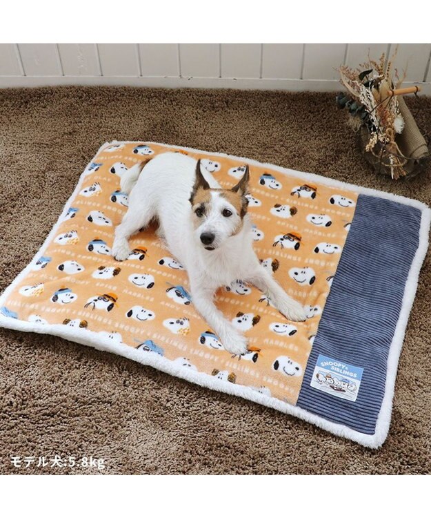 PET PARADISE スヌーピー 遠赤外線 ボアマット 《ブラザー柄 》四角型  (80×60cm) ブラザー柄